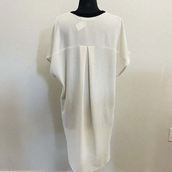 ASTR The Label Dress Womens Large Off White V Neck Crepe Short Sleeve Tunic Mini - Picture 3 of 7